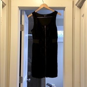 ADORABLE zippered front black midi dress